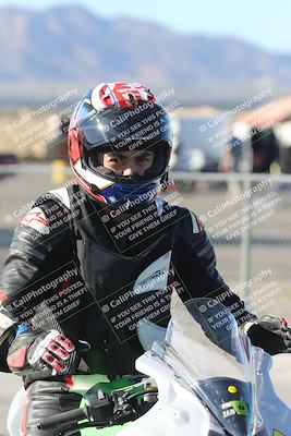 media/Dec-01-2025-Moto Forza (Mon) [[2daa91e15f]]/4-Around the Pits/